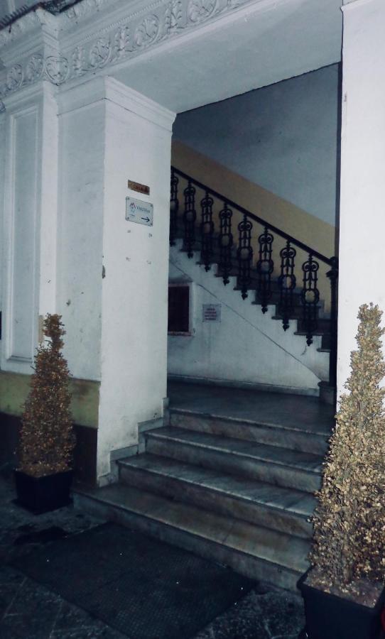 Napoli Central Nest Bed and Breakfast Esterno foto