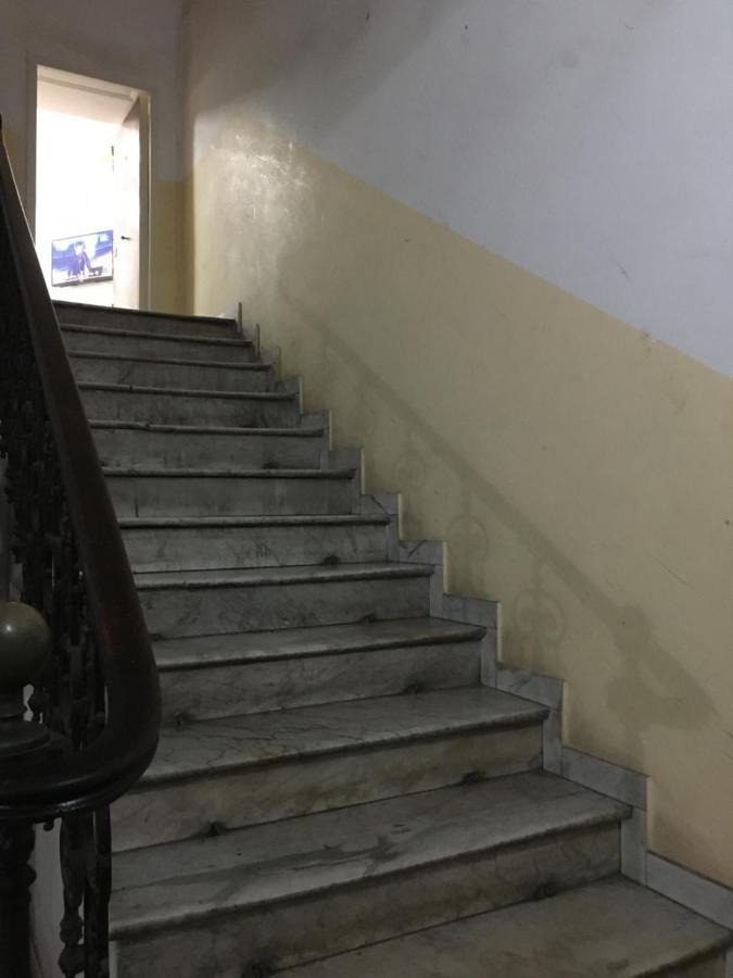Napoli Central Nest Bed and Breakfast Esterno foto